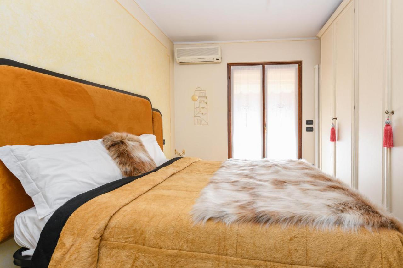 Prestige Apartment Сирмионе Екстериор снимка